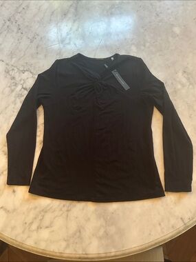 Elle Tahari, Long Sleeve Black Top. Size: L . NWT